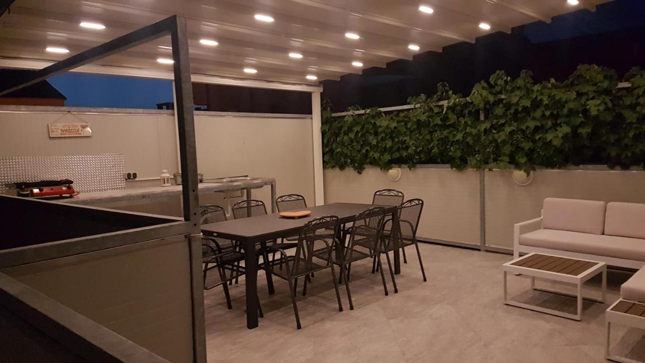 Apartmani Vincek Vodice Kültér fotó
